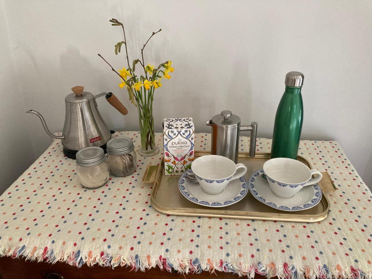 Frizenham Farmhouse Little Torrington Екстер'єр фото