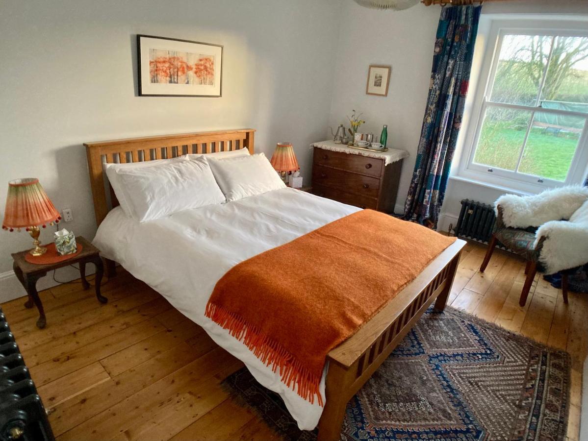 Frizenham Farmhouse Little Torrington Екстер'єр фото